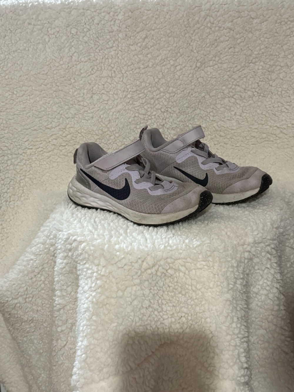 Nike Kids Light Gray and Black Velcro Sneakers
